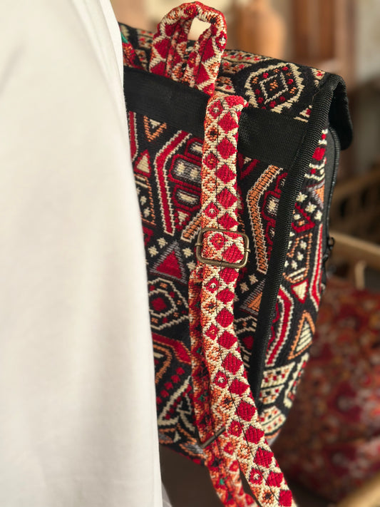 Karakil Sırt Çantası
